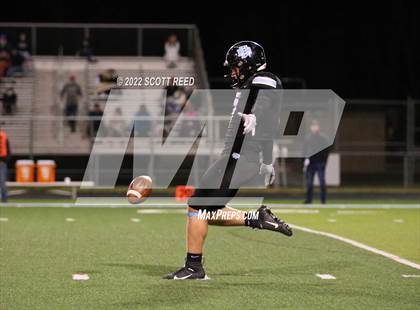 Thumbnail 3 in Westerville Central @ Hilliard Darby (OHSAA DI First Round Playoff) photogallery.