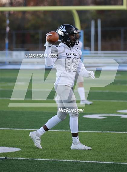Thumbnail 2 in Westerville Central @ Hilliard Darby (OHSAA DI First Round Playoff) photogallery.