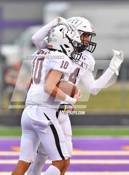 Thumbnail 1 in Waskom vs. West Rusk (UIL 3A D2 Region III Semifinal) photogallery.