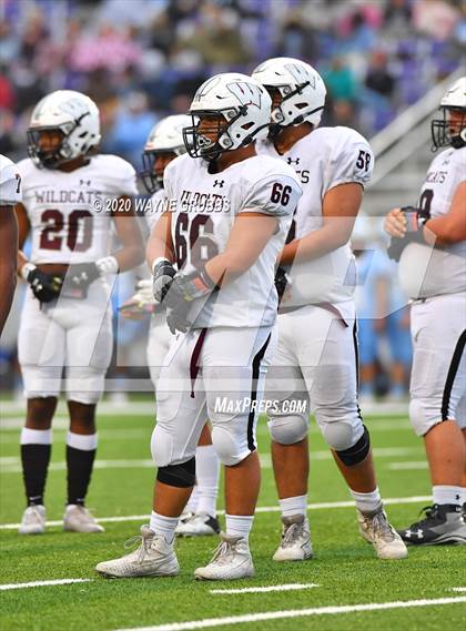 Thumbnail 3 in Waskom vs. West Rusk (UIL 3A D2 Region III Semifinal) photogallery.