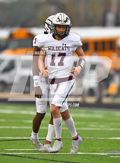Thumbnail 2 in Waskom vs. West Rusk (UIL 3A D2 Region III Semifinal) photogallery.