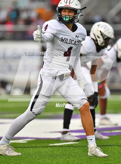Thumbnail 1 in Waskom vs. West Rusk (UIL 3A D2 Region III Semifinal) photogallery.