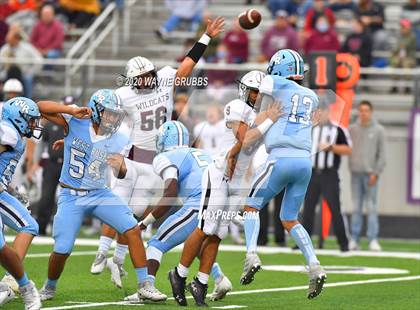 Thumbnail 3 in Waskom vs. West Rusk (UIL 3A D2 Region III Semifinal) photogallery.