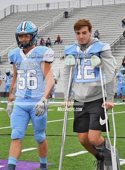 Thumbnail 3 in Waskom vs. West Rusk (UIL 3A D2 Region III Semifinal) photogallery.