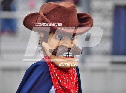 Thumbnail 2 in Waskom vs. West Rusk (UIL 3A D2 Region III Semifinal) photogallery.