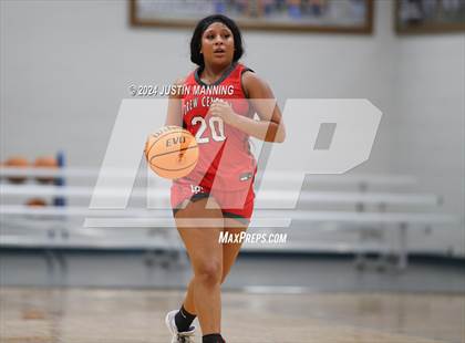 Thumbnail 1 in Drew Central vs. Centerpoint (AAA 3A-4 Regional Round 1) photogallery.