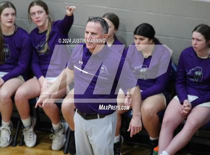 Thumbnail 2 in Drew Central vs. Centerpoint (AAA 3A-4 Regional Round 1) photogallery.