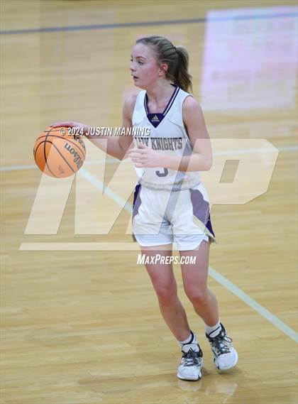 Thumbnail 2 in Drew Central vs. Centerpoint (AAA 3A-4 Regional Round 1) photogallery.