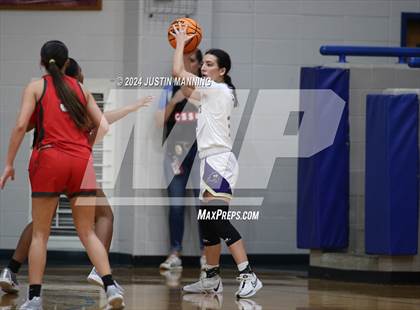 Thumbnail 2 in Drew Central vs. Centerpoint (AAA 3A-4 Regional Round 1) photogallery.