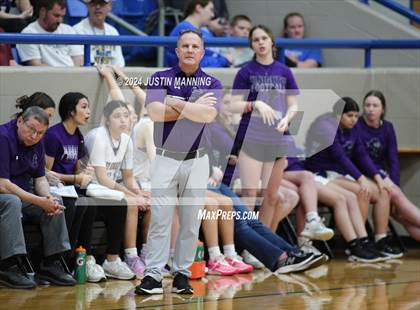 Thumbnail 2 in Drew Central vs. Centerpoint (AAA 3A-4 Regional Round 1) photogallery.
