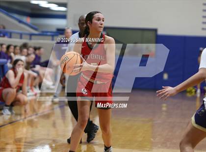 Thumbnail 2 in Drew Central vs. Centerpoint (AAA 3A-4 Regional Round 1) photogallery.