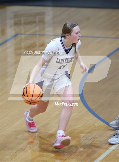 Thumbnail 2 in Drew Central vs. Centerpoint (AAA 3A-4 Regional Round 1) photogallery.