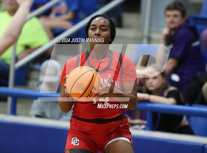 Thumbnail 2 in Drew Central vs. Centerpoint (AAA 3A-4 Regional Round 1) photogallery.
