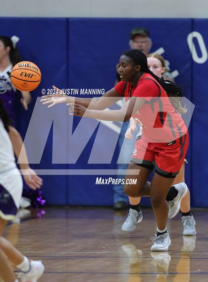 Thumbnail 1 in Drew Central vs. Centerpoint (AAA 3A-4 Regional Round 1) photogallery.