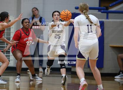 Thumbnail 1 in Drew Central vs. Centerpoint (AAA 3A-4 Regional Round 1) photogallery.