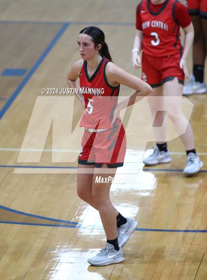 Thumbnail 2 in Drew Central vs. Centerpoint (AAA 3A-4 Regional Round 1) photogallery.