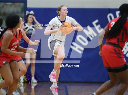 Thumbnail 2 in Drew Central vs. Centerpoint (AAA 3A-4 Regional Round 1) photogallery.
