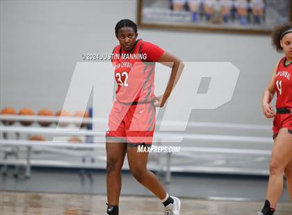 Thumbnail 3 in Drew Central vs. Centerpoint (AAA 3A-4 Regional Round 1) photogallery.