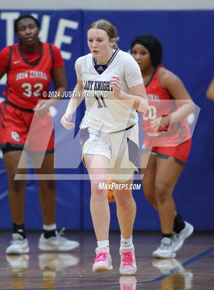 Thumbnail 1 in Drew Central vs. Centerpoint (AAA 3A-4 Regional Round 1) photogallery.