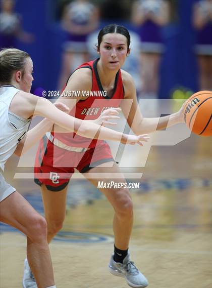 Thumbnail 2 in Drew Central vs. Centerpoint (AAA 3A-4 Regional Round 1) photogallery.