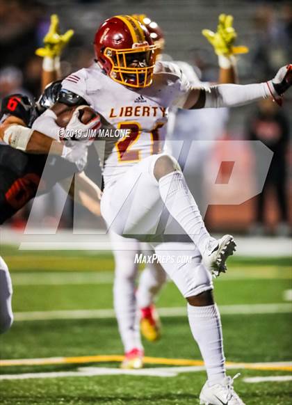 Thumbnail 3 in Liberty vs. Clayton Valley Charter (Honor Bowl) photogallery.