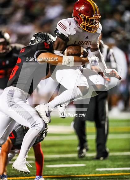 Thumbnail 2 in Liberty vs. Clayton Valley Charter (Honor Bowl) photogallery.