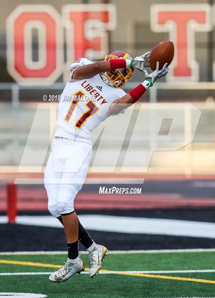 Thumbnail 3 in Liberty vs. Clayton Valley Charter (Honor Bowl) photogallery.