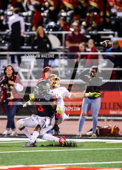 Thumbnail 3 in Liberty vs. Clayton Valley Charter (Honor Bowl) photogallery.