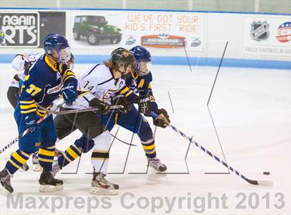 Thumbnail 2 in South vs Bartlett photogallery.