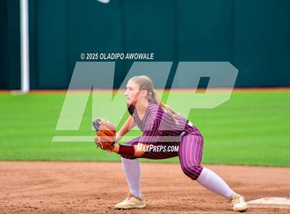 Thumbnail 2 in Andrews @ Calallen (UIL Softball 4A Div 1 Final) photogallery.