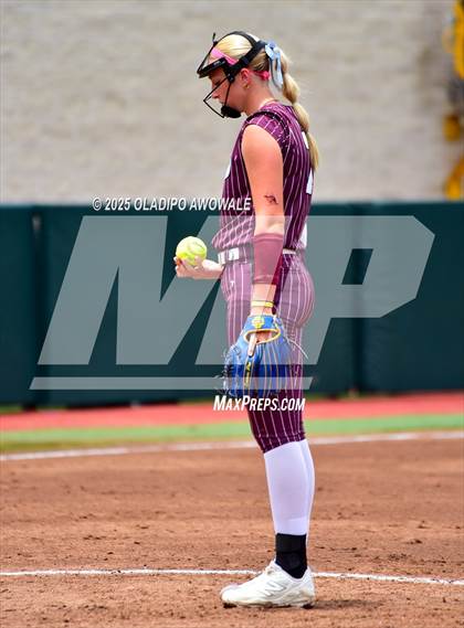 Thumbnail 2 in Andrews @ Calallen (UIL Softball 4A Div 1 Final) photogallery.