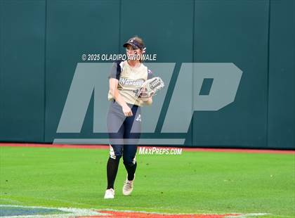 Thumbnail 2 in Andrews @ Calallen (UIL Softball 4A Div 1 Final) photogallery.