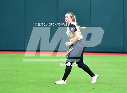 Thumbnail 1 in Andrews @ Calallen (UIL Softball 4A Div 1 Final) photogallery.