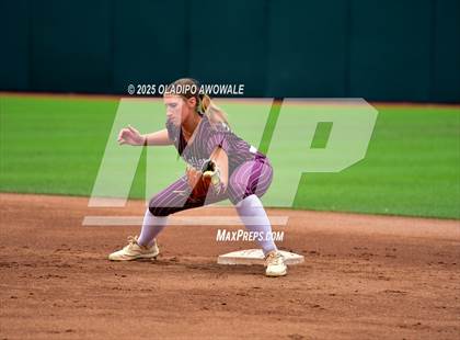 Thumbnail 3 in Andrews @ Calallen (UIL Softball 4A Div 1 Final) photogallery.