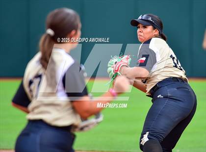 Thumbnail 3 in Andrews @ Calallen (UIL Softball 4A Div 1 Final) photogallery.