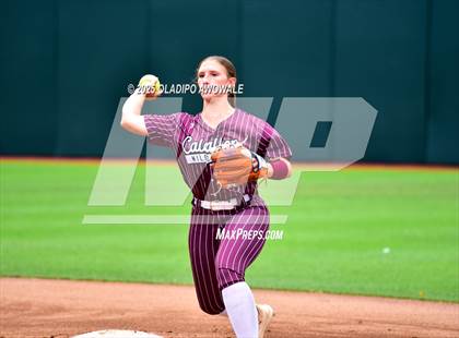 Thumbnail 1 in Andrews @ Calallen (UIL Softball 4A Div 1 Final) photogallery.