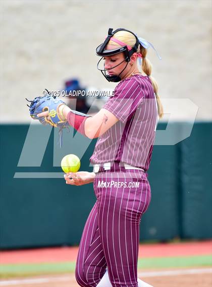 Thumbnail 2 in Andrews @ Calallen (UIL Softball 4A Div 1 Final) photogallery.