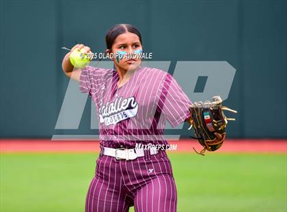 Thumbnail 2 in Andrews @ Calallen (UIL Softball 4A Div 1 Final) photogallery.