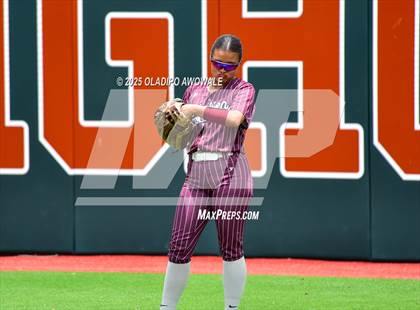 Thumbnail 2 in Andrews @ Calallen (UIL Softball 4A Div 1 Final) photogallery.