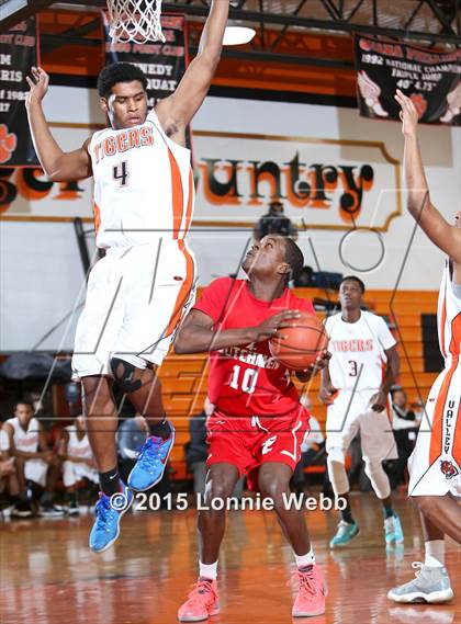 Thumbnail 1 in Tappan Zee @ Spring Valley photogallery.