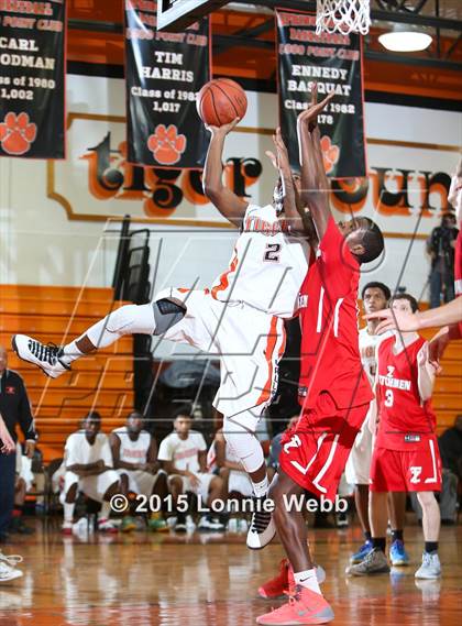 Thumbnail 3 in Tappan Zee @ Spring Valley photogallery.