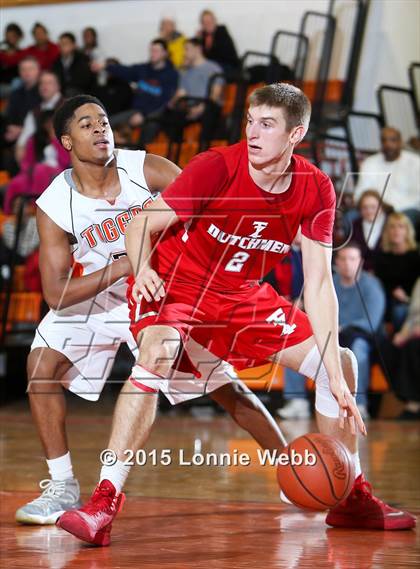 Thumbnail 1 in Tappan Zee @ Spring Valley photogallery.