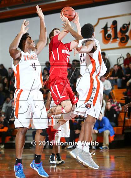 Thumbnail 2 in Tappan Zee @ Spring Valley photogallery.