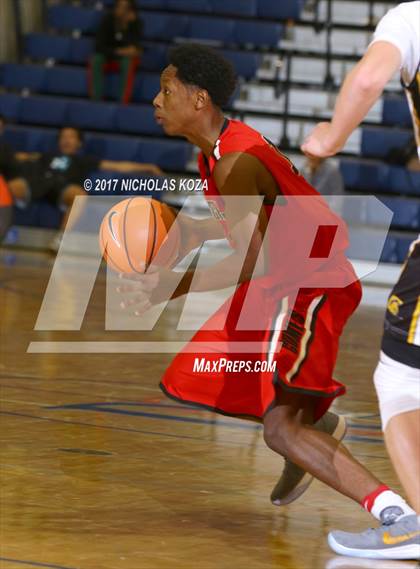 Thumbnail 1 in Clark vs. Westchester (Tarkanian Classic) photogallery.