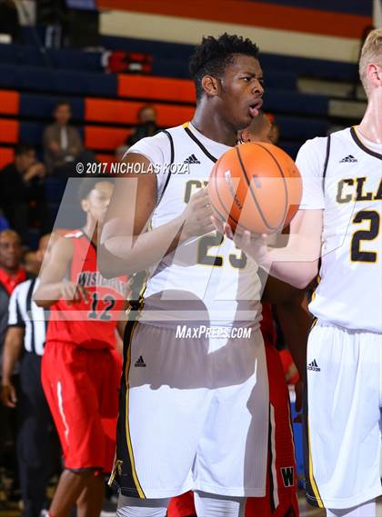 Thumbnail 3 in Clark vs. Westchester (Tarkanian Classic) photogallery.