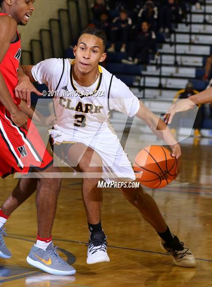 Thumbnail 2 in Clark vs. Westchester (Tarkanian Classic) photogallery.
