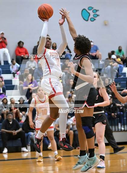Thumbnail 3 in South Grand Prairie vs. Coppell (UIL 6A Regional Quarterfinal Playoff) photogallery.