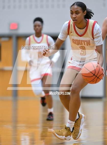 Thumbnail 2 in South Grand Prairie vs. Coppell (UIL 6A Regional Quarterfinal Playoff) photogallery.