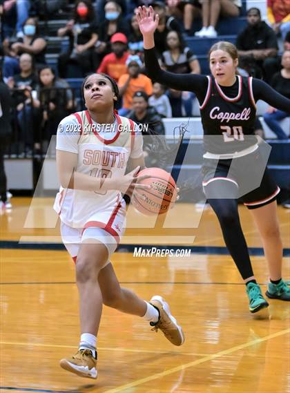 Thumbnail 1 in South Grand Prairie vs. Coppell (UIL 6A Regional Quarterfinal Playoff) photogallery.