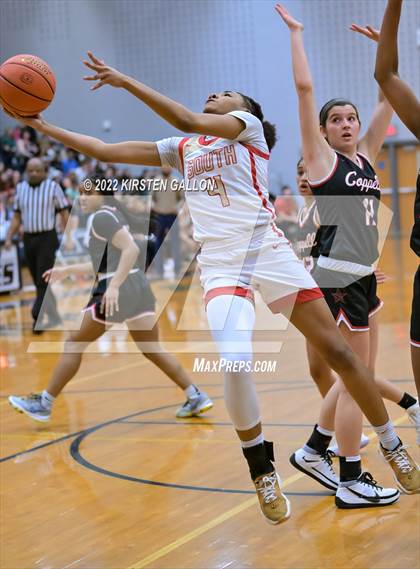 Thumbnail 1 in South Grand Prairie vs. Coppell (UIL 6A Regional Quarterfinal Playoff) photogallery.